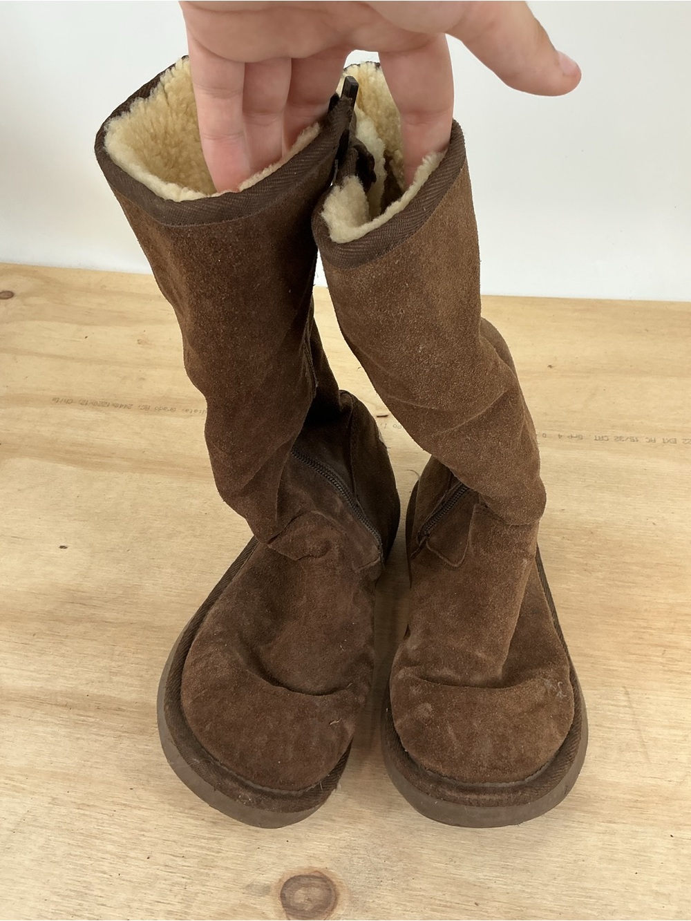 Ugg Brown Suede Shearling-Lined Boots Size 6 - Picture 2 of 8